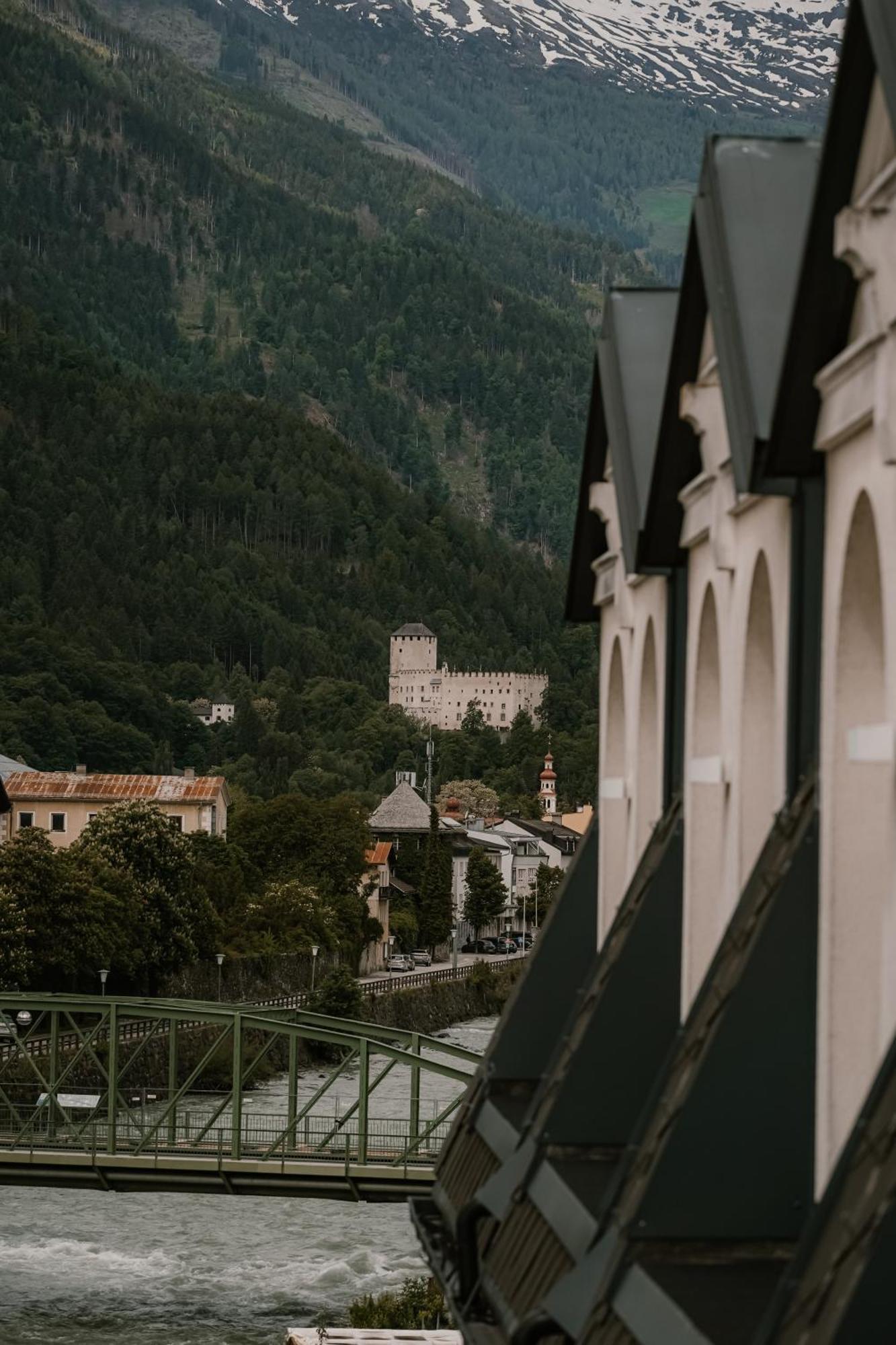 Grandhotel Business-wellness & Gourmet 5* Lienz